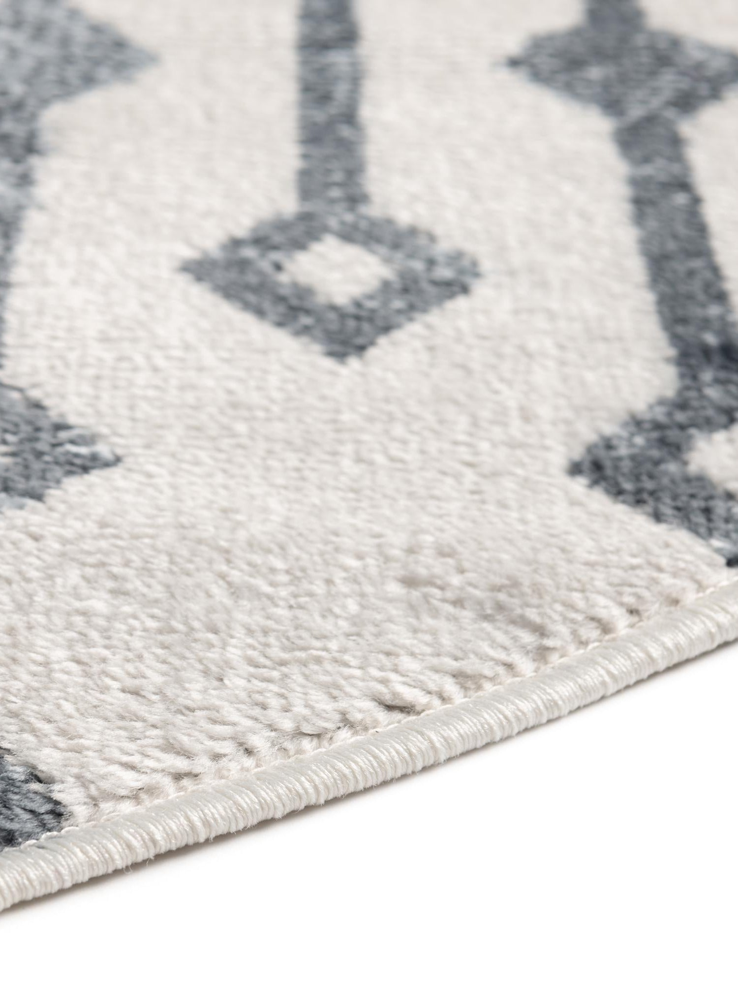 Coastal White 3' x 3' Bohemian Trellis Round Area Rug 100% Polypropylene With Cotton Backing Geometric Modern Boho Decor Carpet for Living Rooms Office Dining Kitchen Interior Design for Sale at Rug Engine