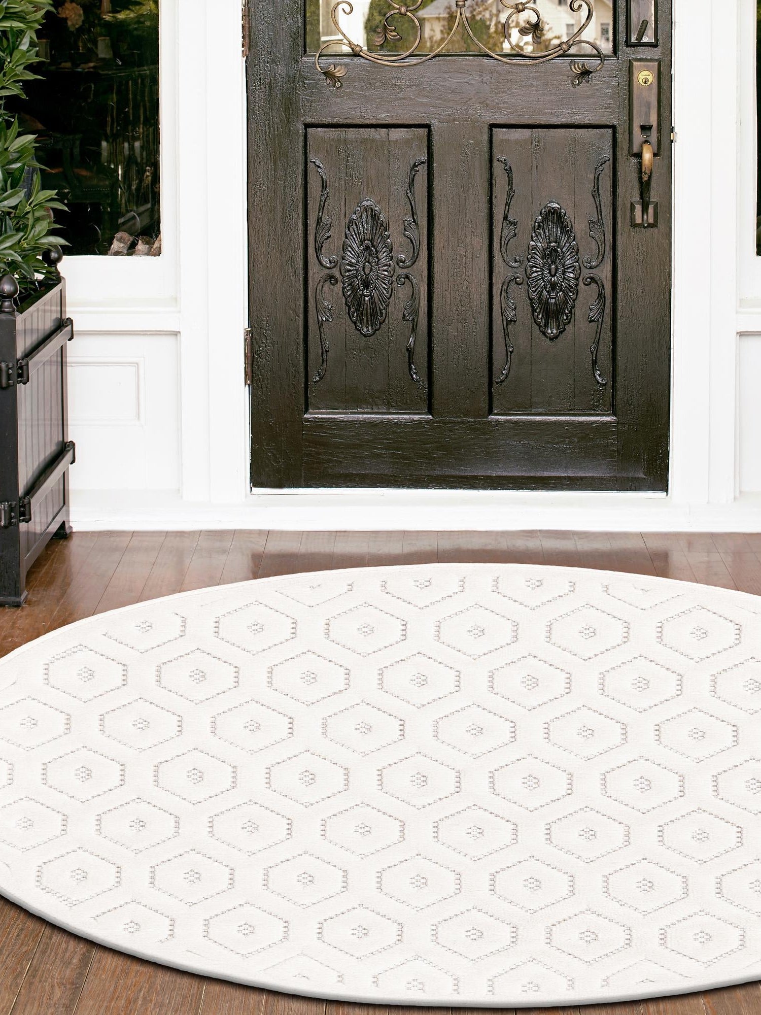 Ivory 5' 3 x 5' 3 Outdoor Trellis Textured Round Area Rug Weather Resistant for Patio, Deck, Terrace, Balcony, Porch Geometric Design Water Safe Outside Carpet for Sale at Rug Engine