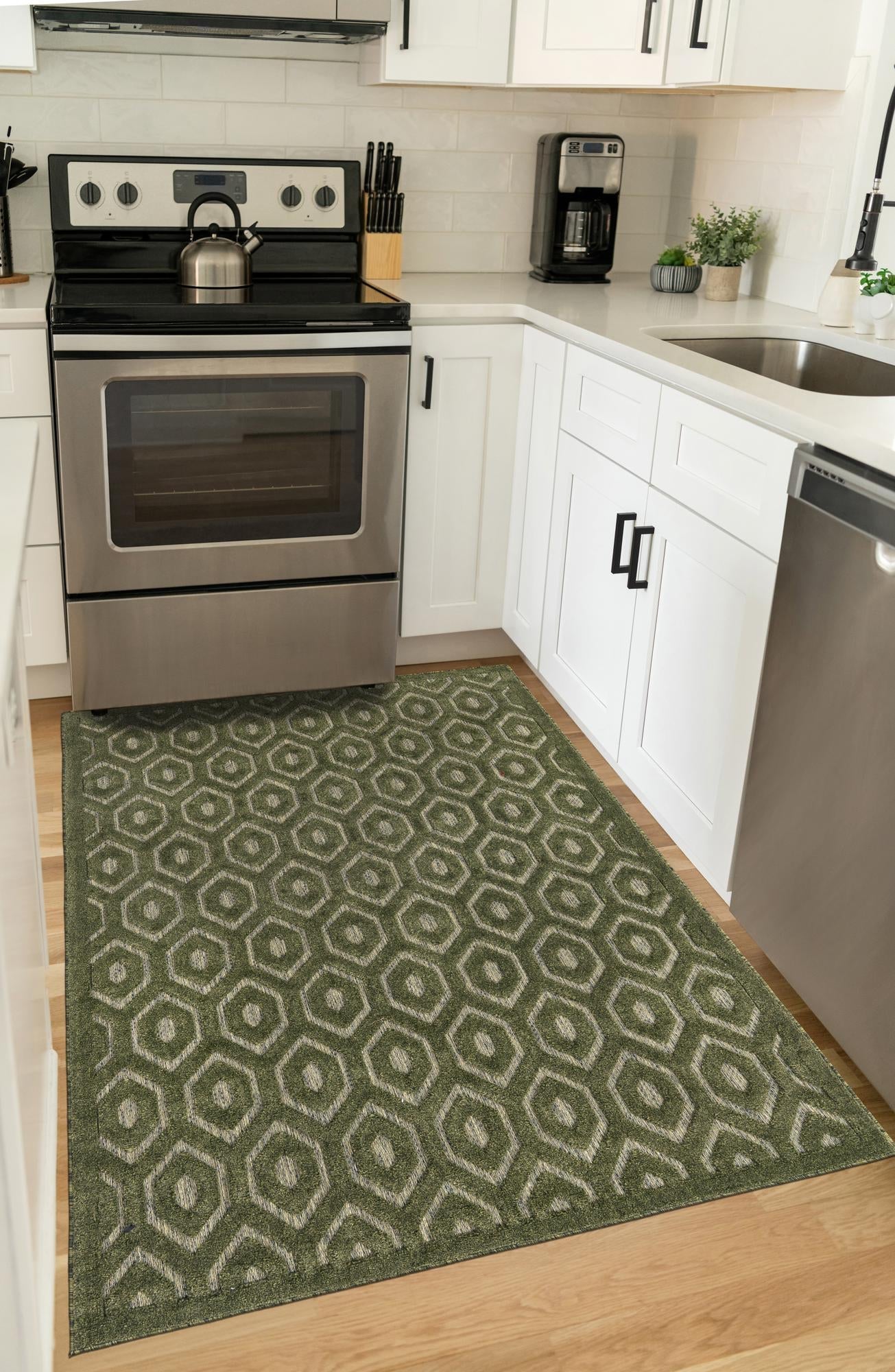 Green 6' x 9' Outdoor Trellis Textured Rectangle Area Rug Weather Resistant for Patio, Deck, Terrace, Balcony, Porch Geometric Design Water Safe Outside Carpet for Sale at Rug Engine