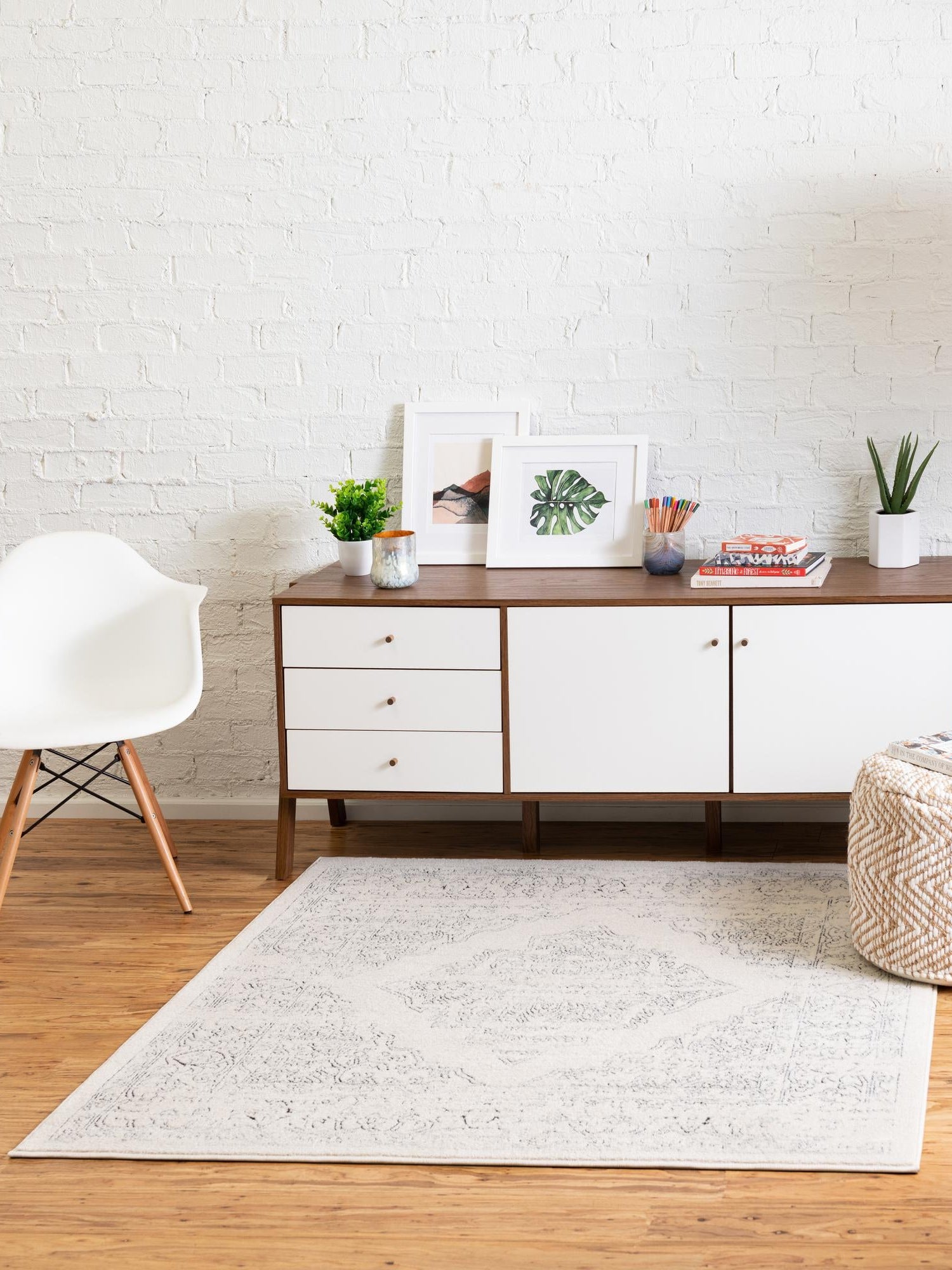 White 4' x 4' Isabella Square Area Rug Polypropylene & Polyester Traditional Elegant Carpet for Living Rooms, Dining, Office, Dorms for Sale at Rug Engine
