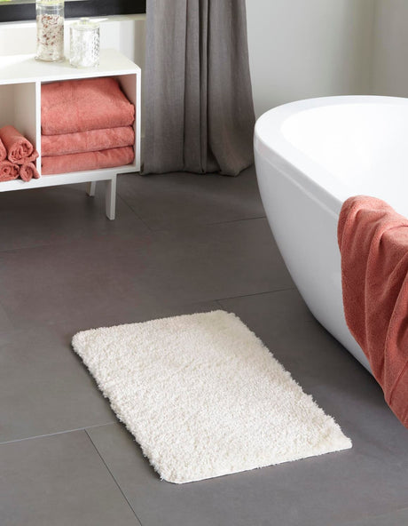 Porcelain White 2' x 3' Bano Luxe Bath Mat Rectangle Rug