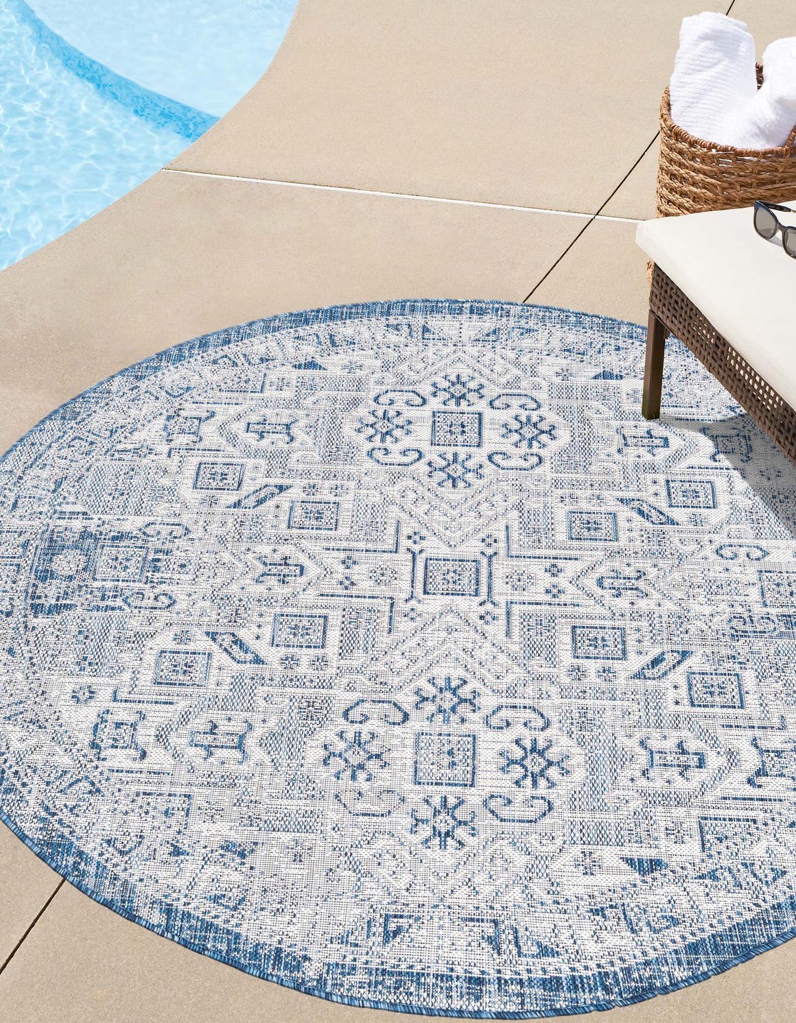Blue 10' x 10' Outdoor Aztec Round Area Rug Weather Resistant for Patio, Deck, Terrace, Balcony, Porch 100% Polypropylene Traditional Carpet Mat for Sale at Rug Engine