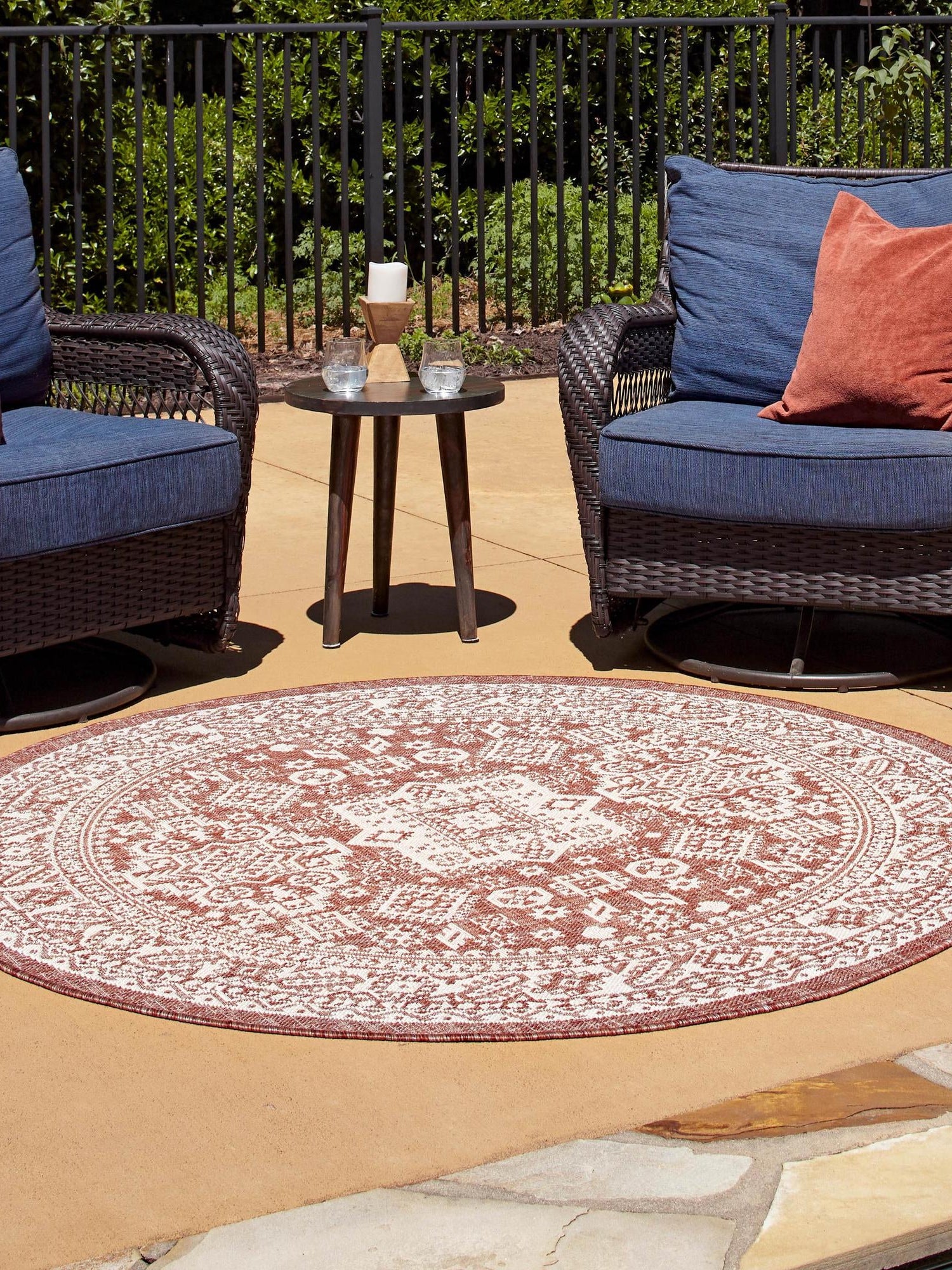 Rust Red 4' 1 x 4' 1 Outdoor Aztec Round Area Rug Weather Resistant for Patio, Deck, Terrace, Balcony, Porch 100% Polypropylene Traditional Carpet Mat for Sale at Rug Engine