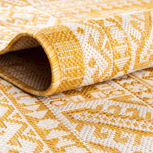 Yellow 4' 1 x 6' 1 Outdoor Aztec Rectangle Rug