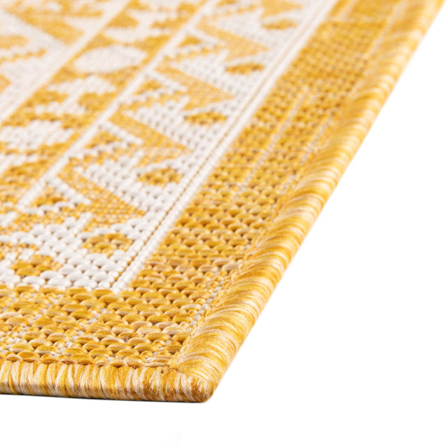 Yellow 4' 1 x 6' 1 Outdoor Aztec Rectangle Rug