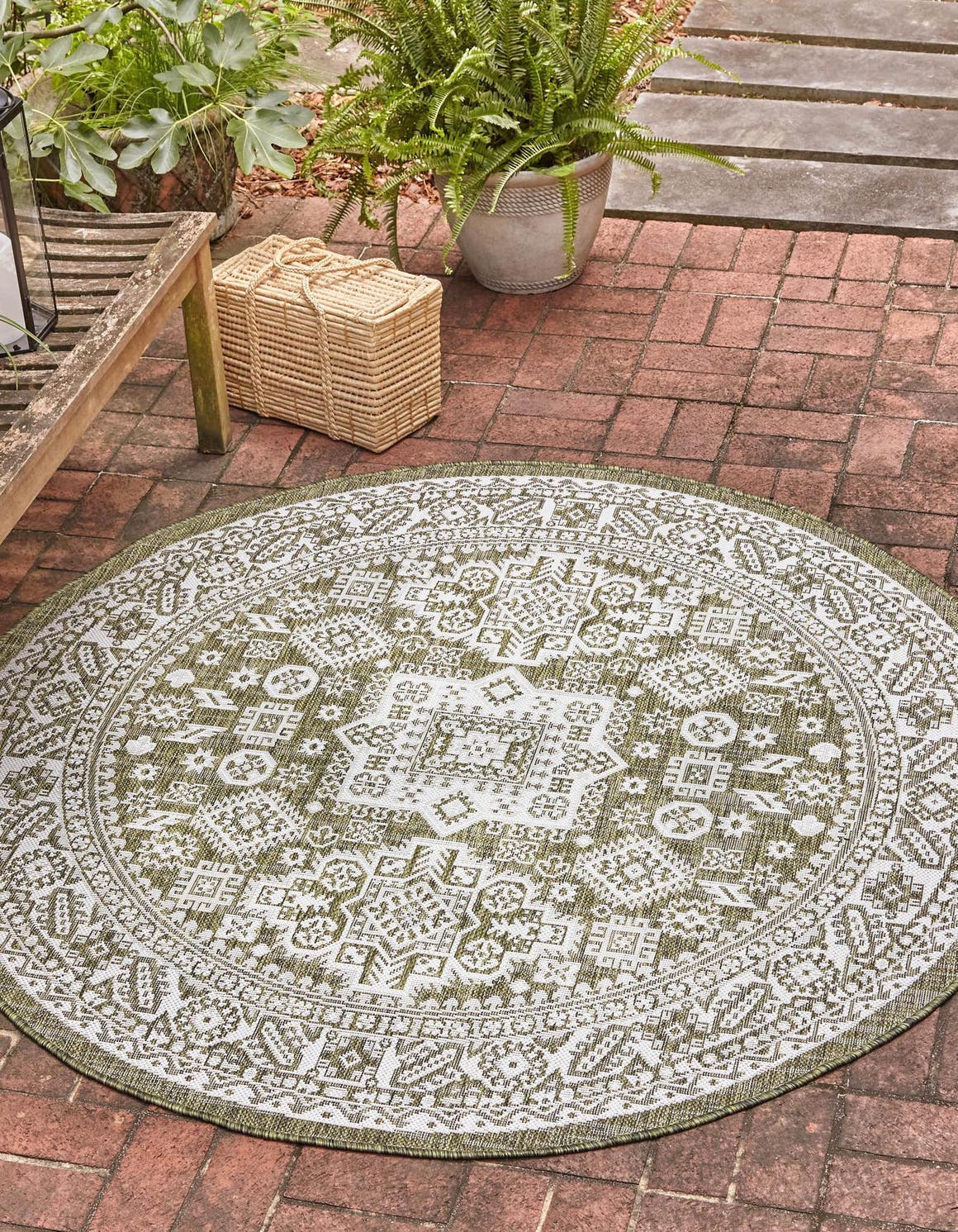 Green 13' 1 x 13' 1 Outdoor Aztec Round Area Rug Weather Resistant for Patio, Deck, Terrace, Balcony, Porch 100% Polypropylene Traditional Carpet Mat for Sale at Rug Engine