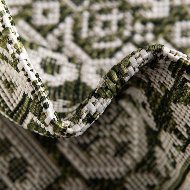 Green 3' 1 x 3' 1 Outdoor Aztec Round Rug