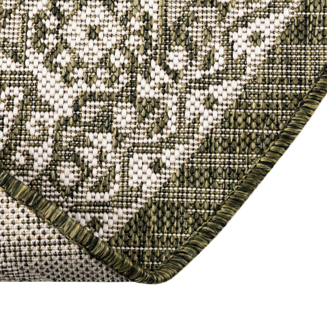 Green 3' 1 x 3' 1 Outdoor Aztec Round Rug