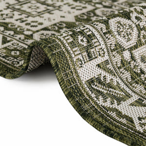 Green 3' 1 x 3' 1 Outdoor Aztec Round Rug