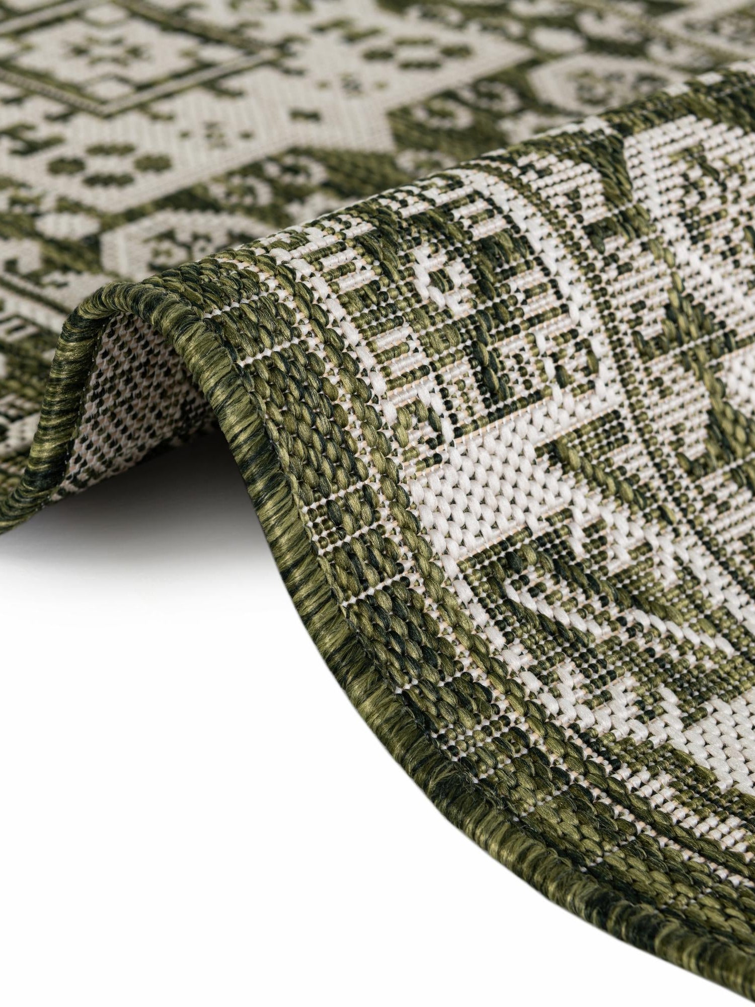 Green 13' 1 x 13' 1 Outdoor Aztec Round Area Rug Weather Resistant for Patio, Deck, Terrace, Balcony, Porch 100% Polypropylene Traditional Carpet Mat for Sale at Rug Engine