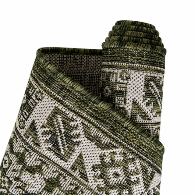 Green 3' 1 x 3' 1 Outdoor Aztec Round Rug