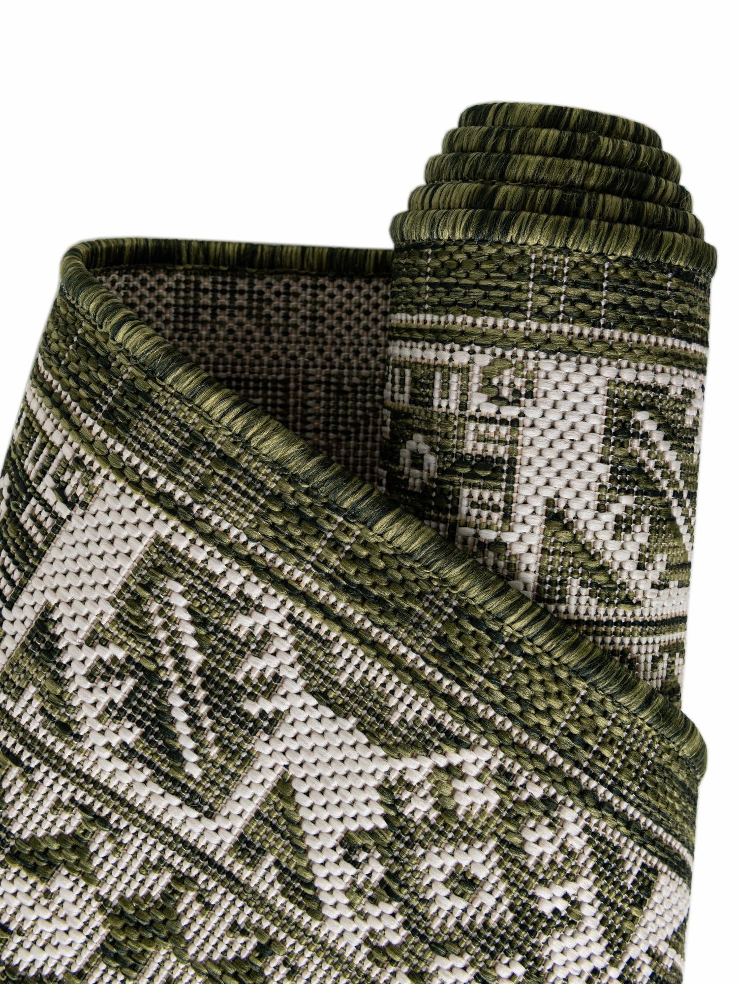 Green 13' 1 x 13' 1 Outdoor Aztec Round Area Rug Weather Resistant for Patio, Deck, Terrace, Balcony, Porch 100% Polypropylene Traditional Carpet Mat for Sale at Rug Engine