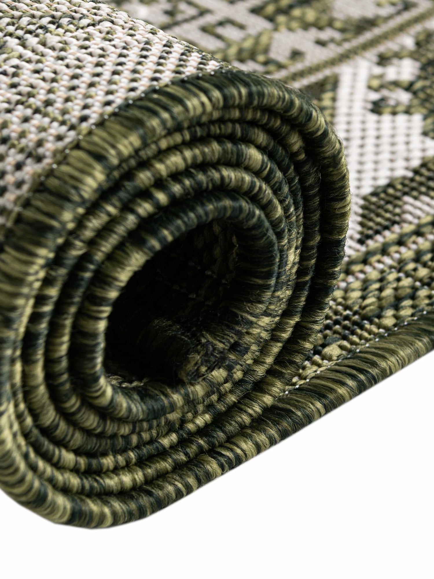 Green 4' 1 x 4' 1 Outdoor Aztec Round Area Rug Weather Resistant for Patio, Deck, Terrace, Balcony, Porch 100% Polypropylene Traditional Carpet Mat for Sale at Rug Engine