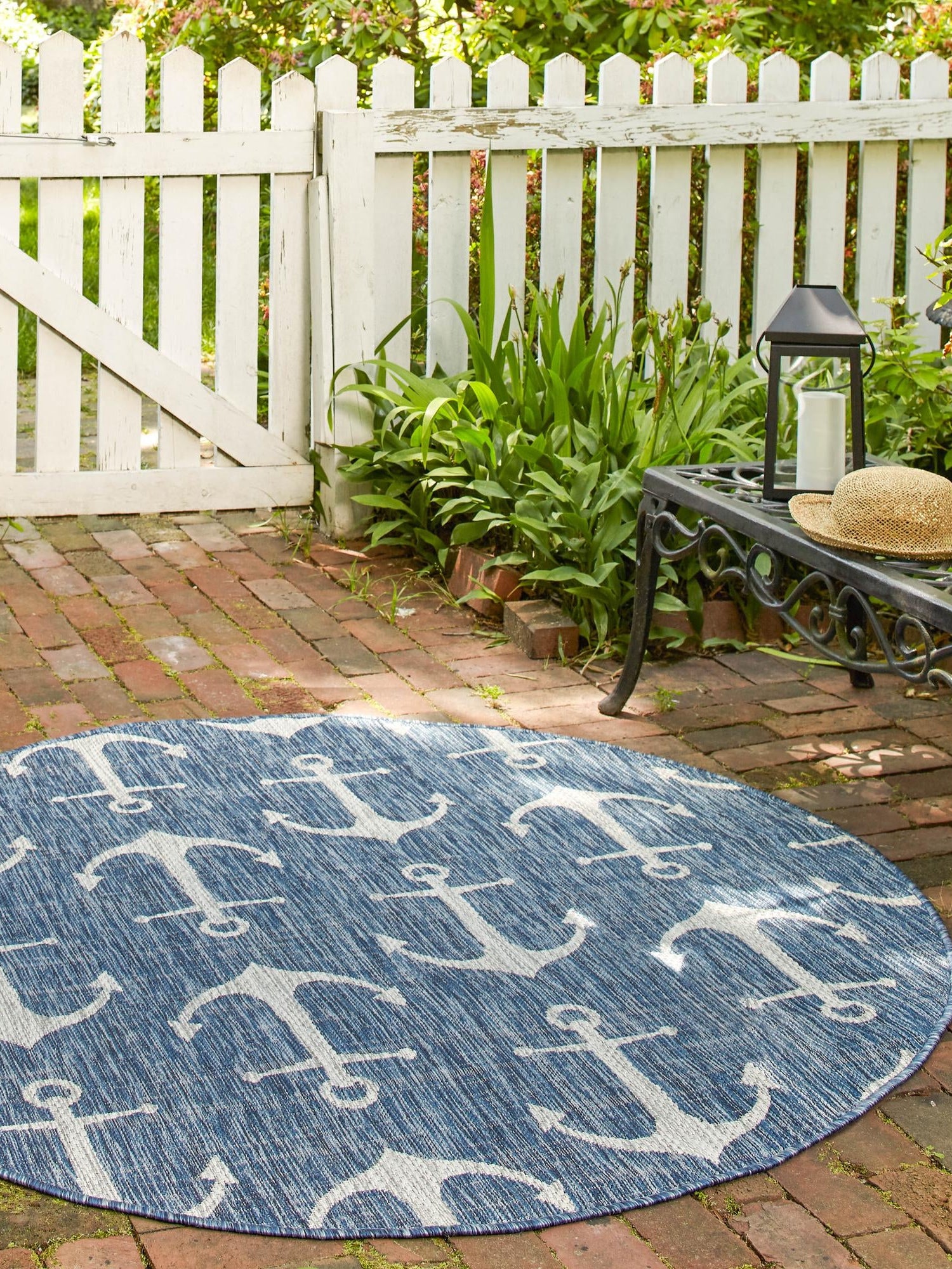 Blue 4' 1 x 4' 1 Outdoor Coastal Round Area Rug Weather Resistant for Patio, Deck, Terrace, Balcony, Porch 100% Polypropylene Coastal Decor Carpet for Sale at Rug Engine