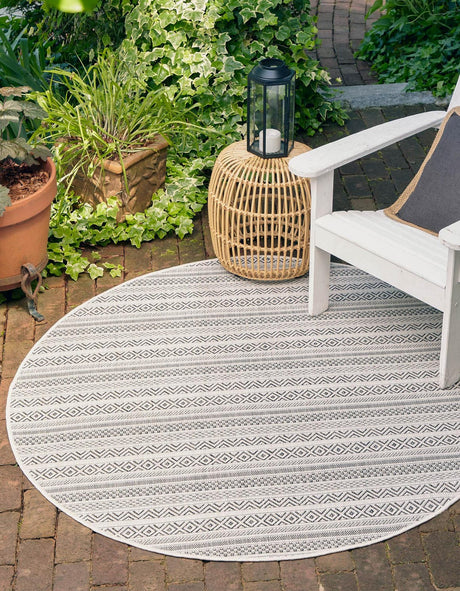 Beige 8' x 8' Outdoor Striped Round Rug
