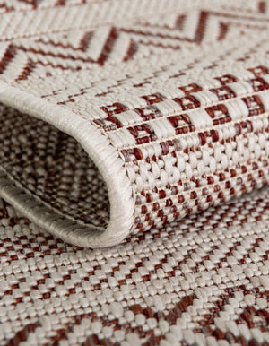 Red 6' 1 x 9' Outdoor Striped Rectangle Rug