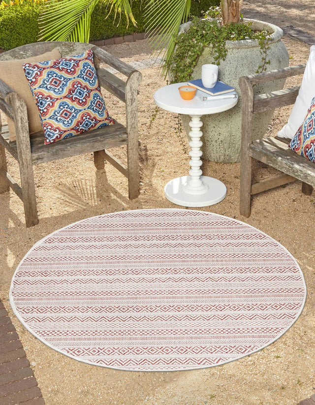 Red 7' 10 x 7' 10 Outdoor Striped Round Area Rug Weather Resistant for Patio, Deck, Terrace, Balcony, Porch Geometric Pattern Waterproof Carpet for Sale at Rug Engine