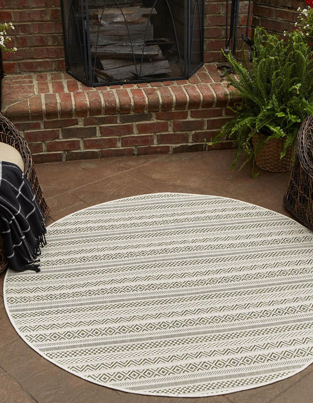 Green 4' 1 x 4' 1 Outdoor Striped Round Area Rug Weather Resistant for Patio, Deck, Terrace, Balcony, Porch Geometric Pattern Waterproof Carpet for Sale at Rug Engine