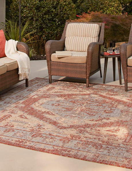 Rust Red 8' x 8' Outdoor Traditional Square Rug