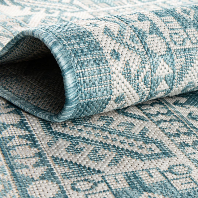 Aqua 5' 3 x 5' 3 Outdoor Aztec Round Area Rug Weather Resistant for Patio, Deck, Terrace, Balcony, Porch 100% Polypropylene Traditional Carpet Mat for Sale at Rug Engine