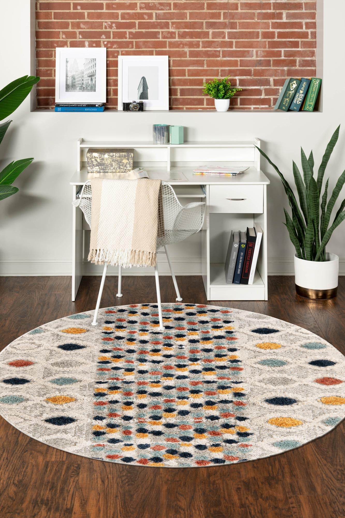Multicolor 5' 3 x 5' 3 Cherokee Round Area Rug 100% Polypropylene With Cotton Backing Modern Geometric Carpet for Home Decor Interior Design Rooms for Sale at Rug Engine