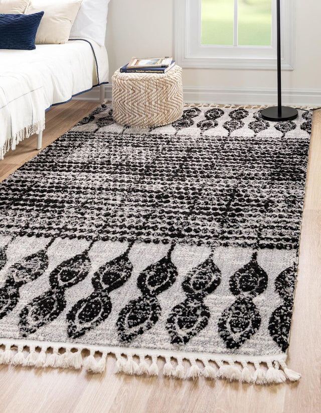 Black 6' x 9' Cherokee Rectangle Area Rug 100% Polypropylene With Cotton Backing Modern Geometric Carpet for Home Decor Interior Design Rooms for Sale at Rug Engine