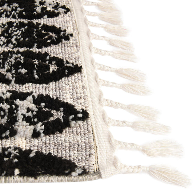 Black 7' 10 x 10' Cherokee Rectangle Area Rug 100% Polypropylene With Cotton Backing Modern Geometric Carpet for Home Decor Interior Design Rooms for Sale at Rug Engine