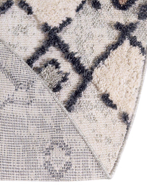 Sand 4' x 4' Cherokee Round Area Rug 100% Polypropylene With Cotton Backing Modern Geometric Carpet for Home Decor Interior Design Rooms for Sale at Rug Engine