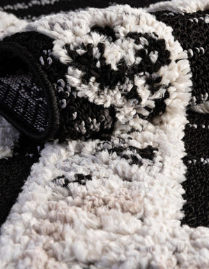 Fossil Gray 2' x 3' 2 Cherokee Rectangle Area Rug 100% Polypropylene With Cotton Backing Modern Geometric Carpet for Home Decor Interior Design Rooms for Sale at Rug Engine