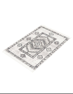 Sand 5' 3 x 8' Cherokee Rectangle Area Rug 100% Polypropylene With Cotton Backing Modern Geometric Carpet for Home Decor Interior Design Rooms for Sale at Rug Engine