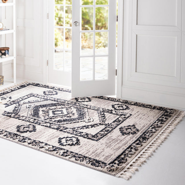 Sand 4' x 6' Cherokee Rectangle Area Rug 100% Polypropylene With Cotton Backing Modern Geometric Carpet for Home Decor Interior Design Rooms for Sale at Rug Engine
