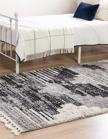 Fossil Gray 4' x 6' Cherokee Rectangle Area Rug 100% Polypropylene With Cotton Backing Modern Geometric Carpet for Home Decor Interior Design Rooms for Sale at Rug Engine