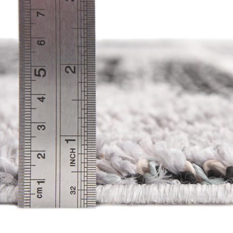 Fossil Gray 4' x 4' Cherokee Round Area Rug 100% Polypropylene With Cotton Backing Modern Geometric Carpet for Home Decor Interior Design Rooms for Sale at Rug Engine