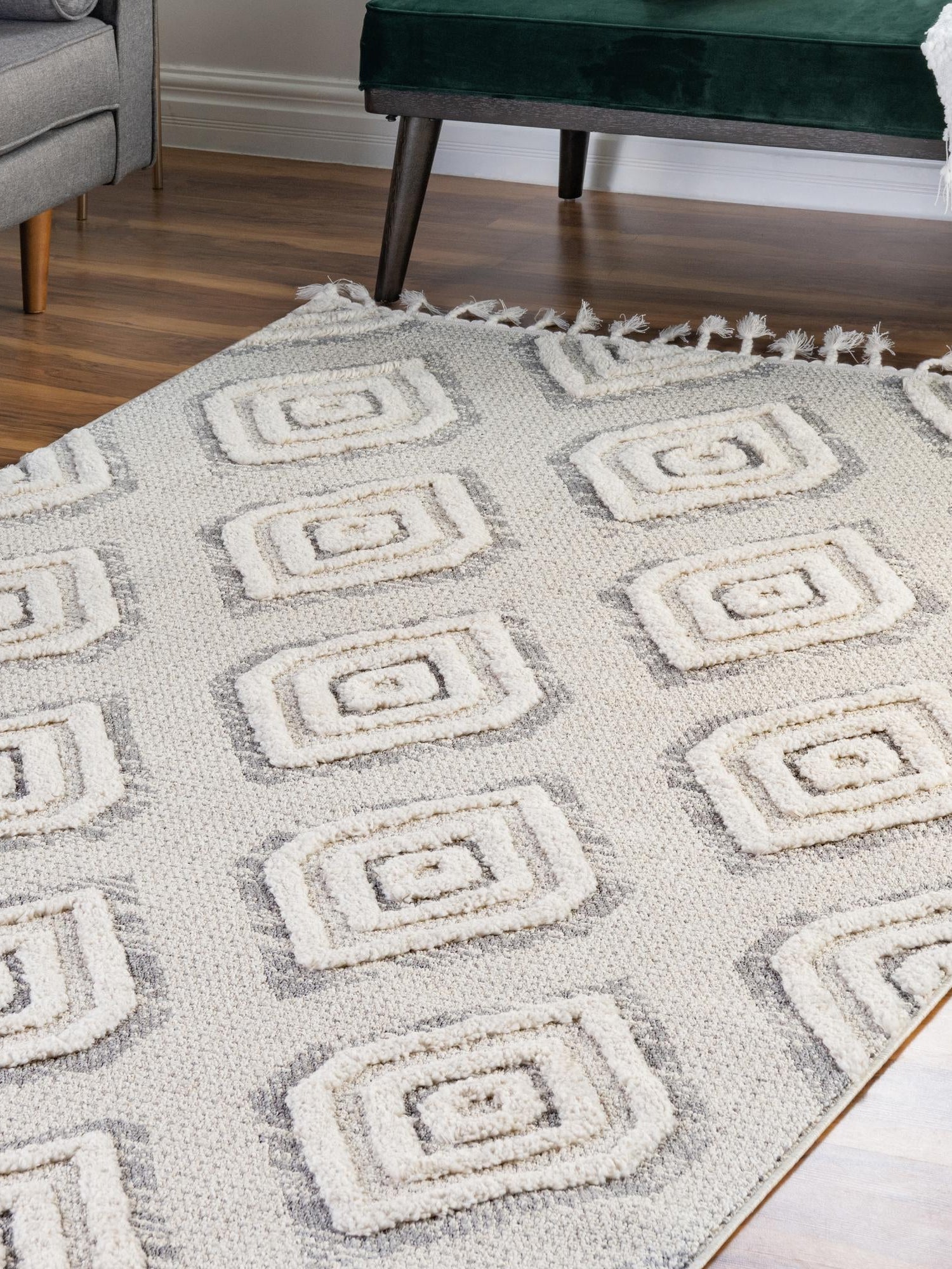 Ivory 6' x 9' Cherokee Rectangle Area Rug 100% Polypropylene With Cotton Backing Modern Geometric Carpet for Home Decor Interior Design Rooms for Sale at Rug Engine