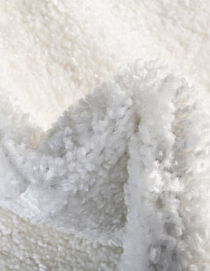 Snow White 3' 3 x 3' 3 Solo Round Area Rug Thick Soft Touch Fluffy & Plush Shaggy Pile