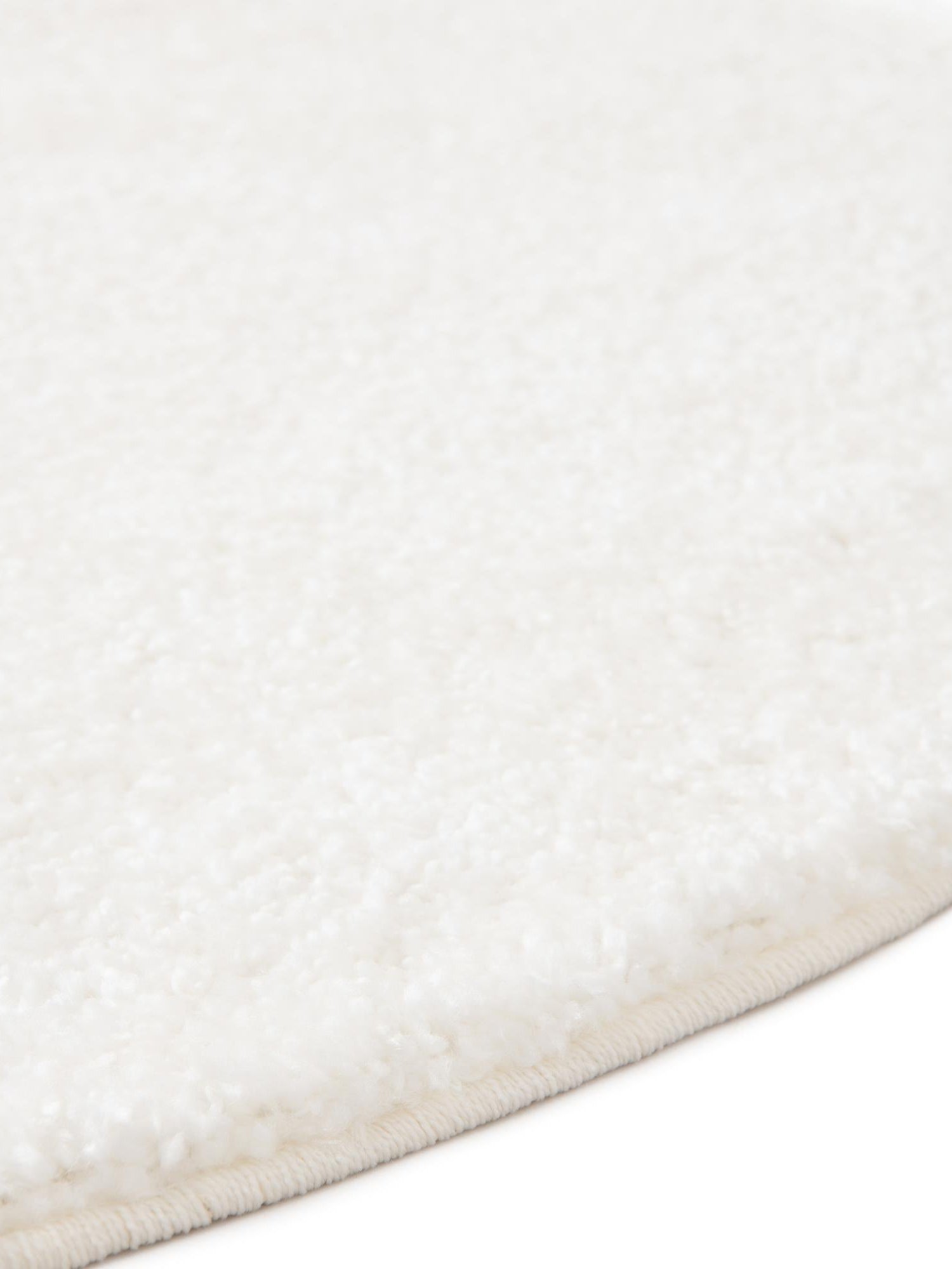 Snow White 5' x 8' Solo Oval Area Rug Thick Soft Touch Fluffy & Plush Shaggy Pile Durable Minimalist Carpet for Classic Interior Design for Sale at Rug Engine
