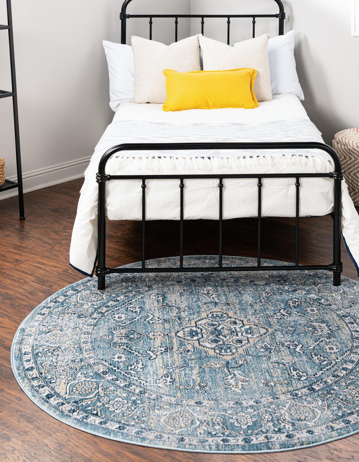 Blue 5' 3 x 5' 3 Newport Round Area Rug 100% Polypropylene Traditional Distressed Classic Contemporary Carpet for Home Decor for Sale at Rug Engine