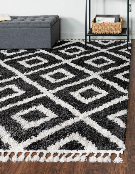 Black and White 7' 10 x 7' 10 Hygge Shag Square Area Rug Thick Soft Touch Fluffy & Plush Shaggy Pile 100% Polypropylene With Jute Backing Modern Carpet for Sale at Rug Engine