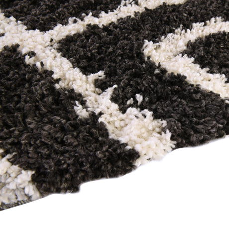 Black and White 3' 3 x 3' 3 Hygge Shag Round Area Rug Thick Soft Touch Fluffy & Plush Shaggy Pile 100% Polypropylene With Jute Backing Modern Carpet for Sale at Rug Engine
