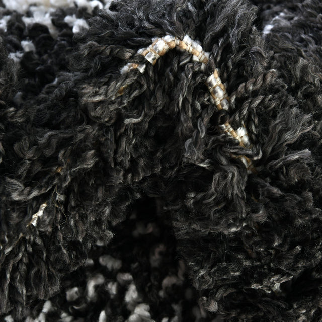 Black and White 7' 10 x 7' 10 Hygge Shag Square Area Rug Thick Soft Touch Fluffy & Plush Shaggy Pile 100% Polypropylene With Jute Backing Modern Carpet for Sale at Rug Engine