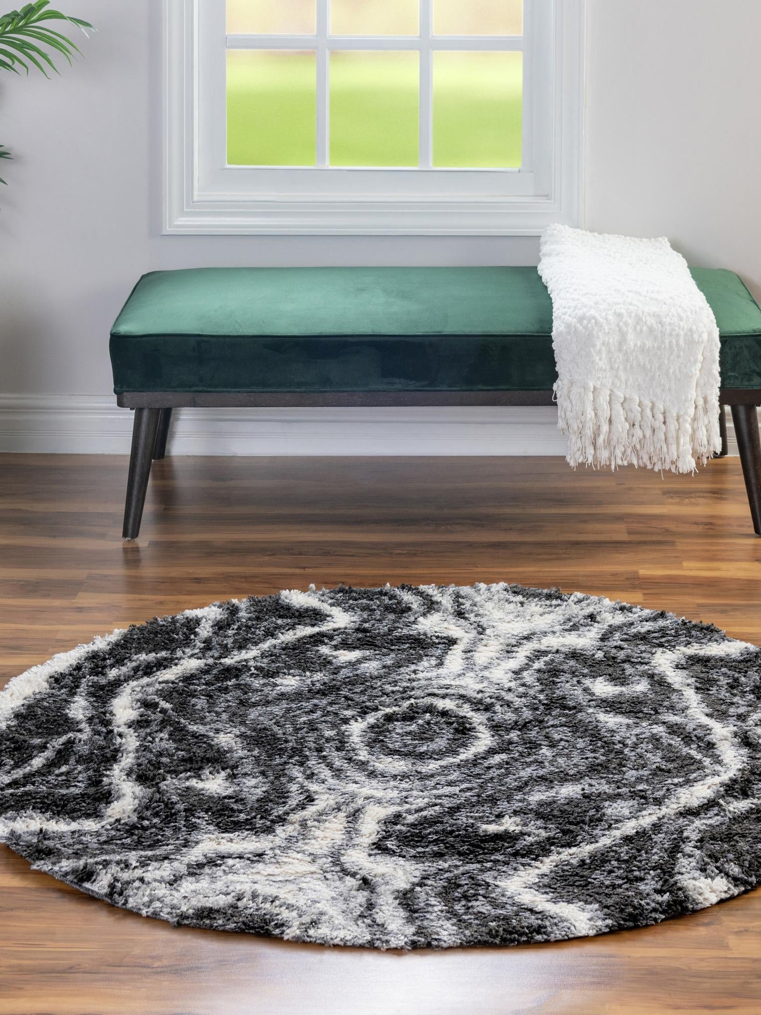 Black and White 3' 3 x 3' 3 Hygge Shag Round Area Rug Thick Soft Touch Fluffy & Plush Shaggy Pile 100% Polypropylene With Jute Backing Modern Carpet for Sale at Rug Engine