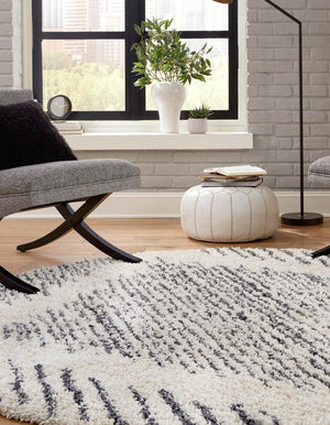 White 5' 3 x 5' 3 Serenity Shag Round Area Rug Thick Soft Touch Fluffy & Plush Shaggy Pile