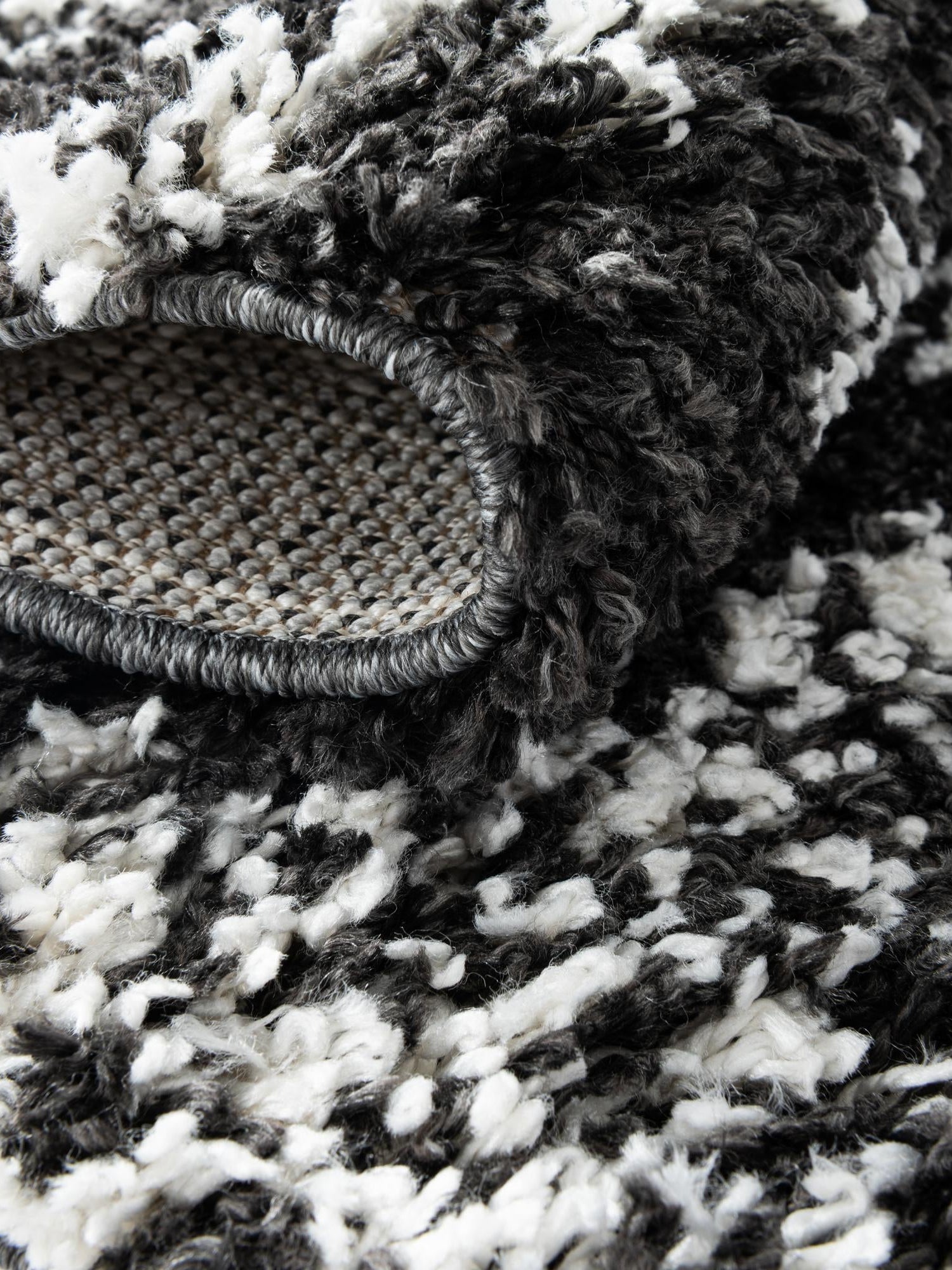 Black and White 4' x 6' Serenity Shag Rectangle Area Rug Thick Soft Touch Fluffy & Plush Shaggy Pile