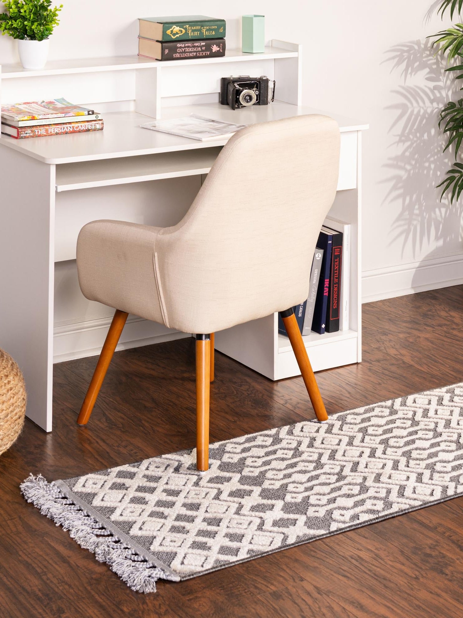 Charcoal 2' x 8' Arlo Runner Area Rug 100% Polypropylene With Cotton Backing Easy Clean Indoor Living Room Bedroom Dining Office Carpet for Sale at Rug Engine