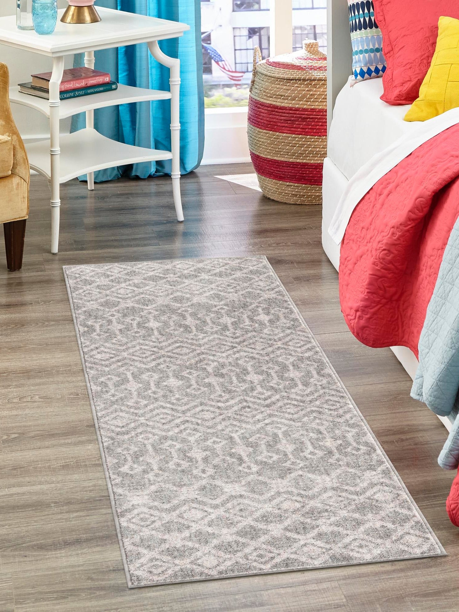 Gray 2' 7 x 12' Eco Trellis Runner Area Rug 100% Recycled Space Dyed Polyester With Cotton Backing Geometric Pattern Eco-Friendly Carpet for Sale at Rug Engine