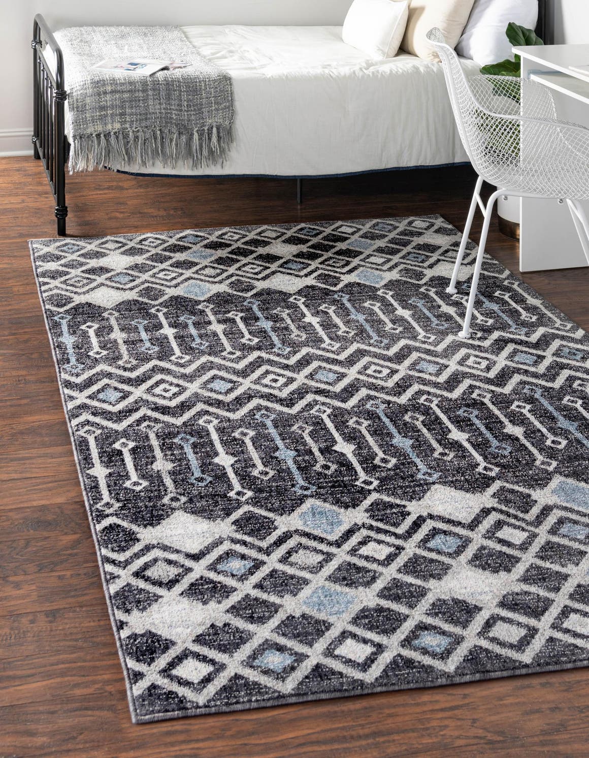 Charcoal Gray 7' 10 x 10' Eco Trellis Rectangle Area Rug 100% Recycled Space Dyed Polyester With Cotton Backing Geometric Pattern Eco-Friendly Carpet for Sale at Rug Engine