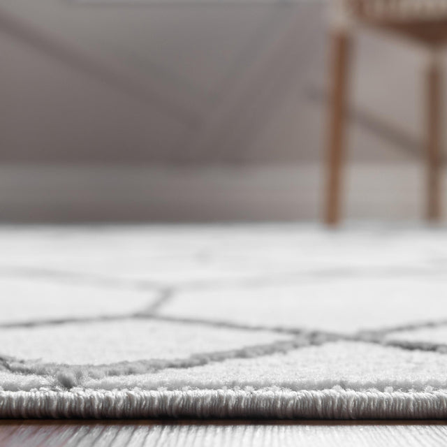 White 5' 3 x 5' 3 Matrix Trellis Octagon Area Rug 100% Polyester Geometric Pattern Modern Carpet for Living, Dining, Bedroom, Office for Sale at Rug Engine