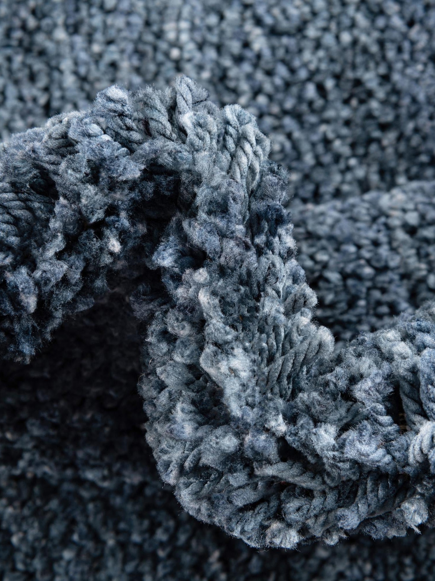 Blueberry Blue 5' 3 x 5' 3 Jill Zarin Shaggy Chic Round Area Rug Thick Soft Touch Fluffy & Plush Shaggy Pile 100% Polyester (Space-Dyed Yarn) With Jute Backing  Carpet for Sale at Rug Engine