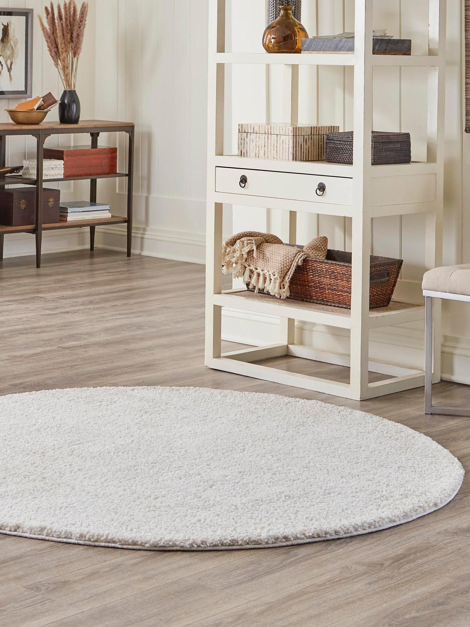 Sea Salt White 7' x 7' Jill Zarin Shaggy Chic Round Area Rug Thick Soft Touch Fluffy & Plush Shaggy Pile 100% Polyester (Space-Dyed Yarn) With Jute Backing  Carpet for Sale at Rug Engine