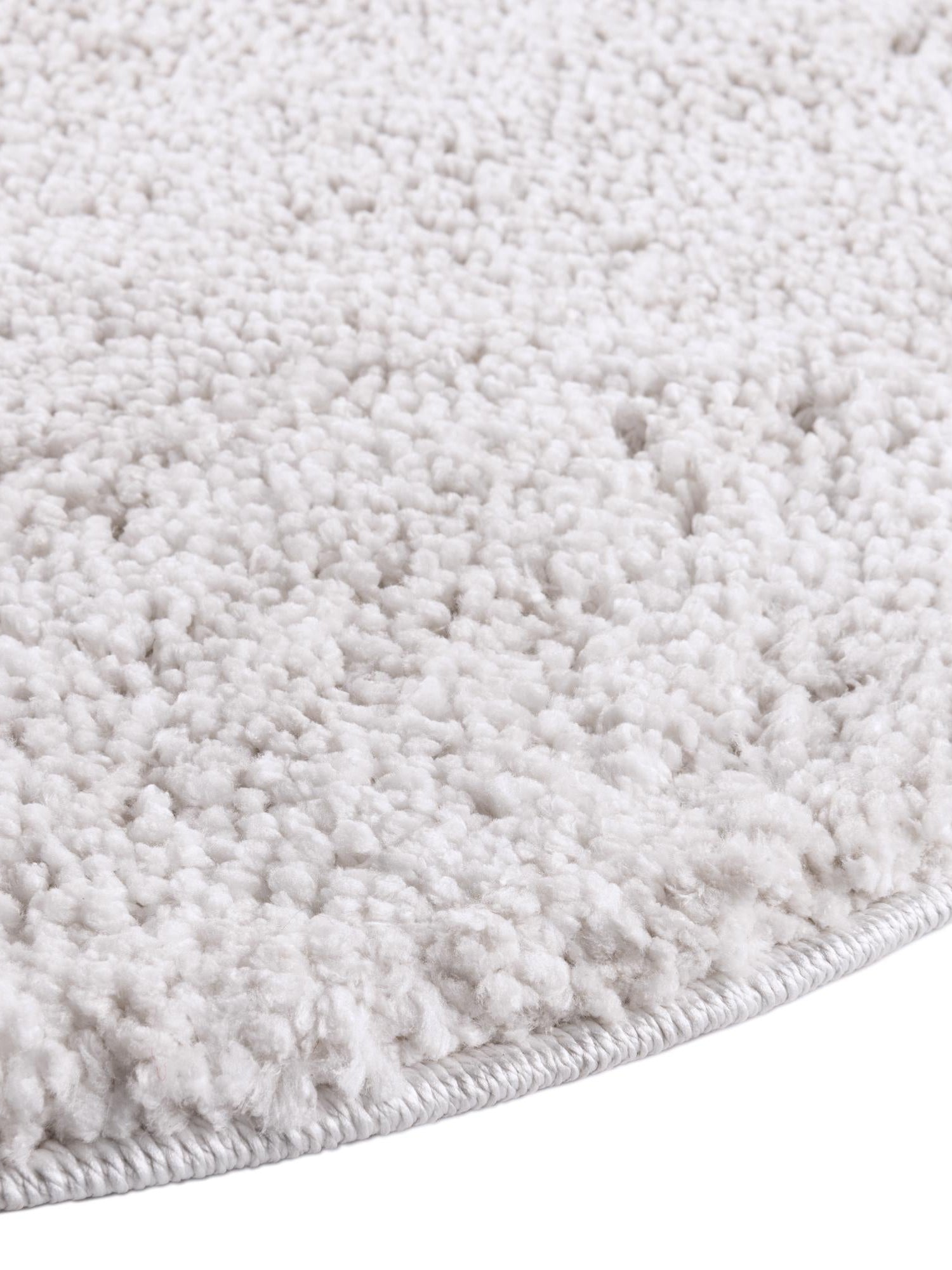 Sea Salt White 5' 3 x 5' 3 Jill Zarin Shaggy Chic Round Area Rug Thick Soft Touch Fluffy & Plush Shaggy Pile 100% Polyester (Space-Dyed Yarn) With Jute Backing  Carpet for Sale at Rug Engine